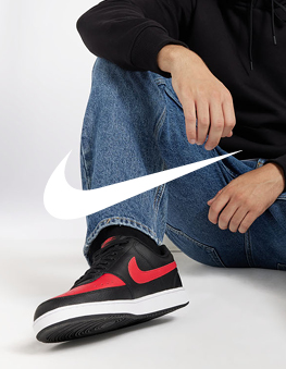 Nike Court Sneaker in schwarz/rot