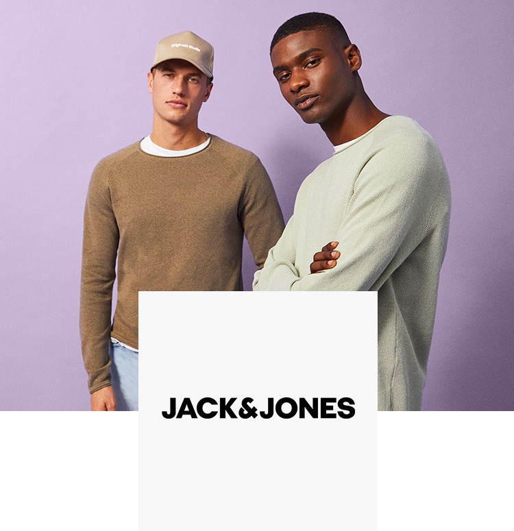 Models with Jack &amp; Jones clothes 